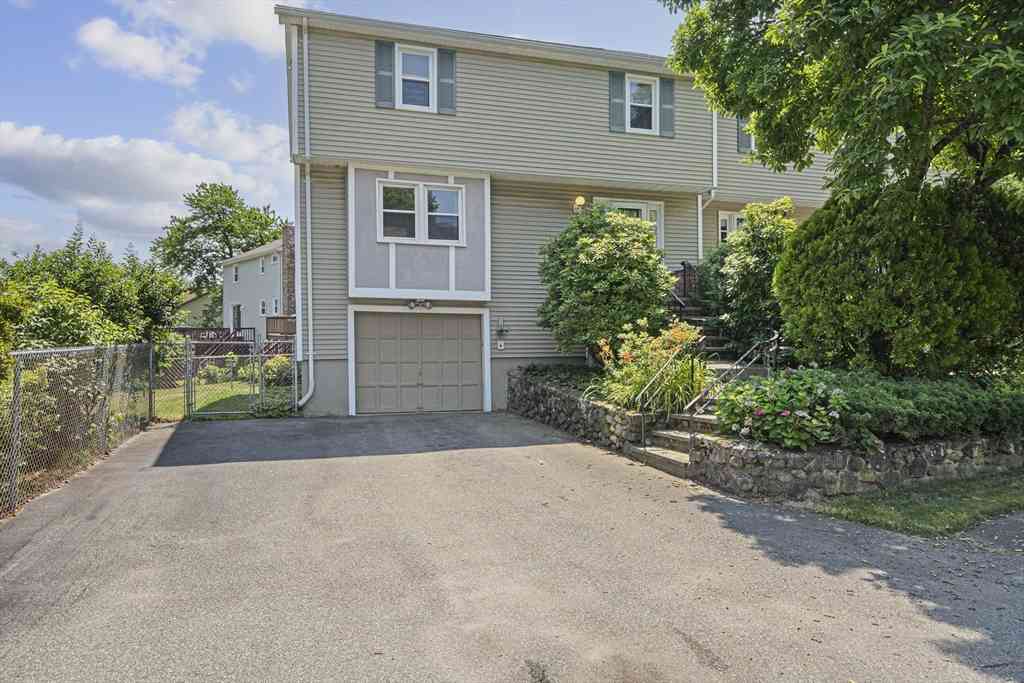 Homes For Sale - 12 Pearl St #12<br/> Randolph, MA 02368