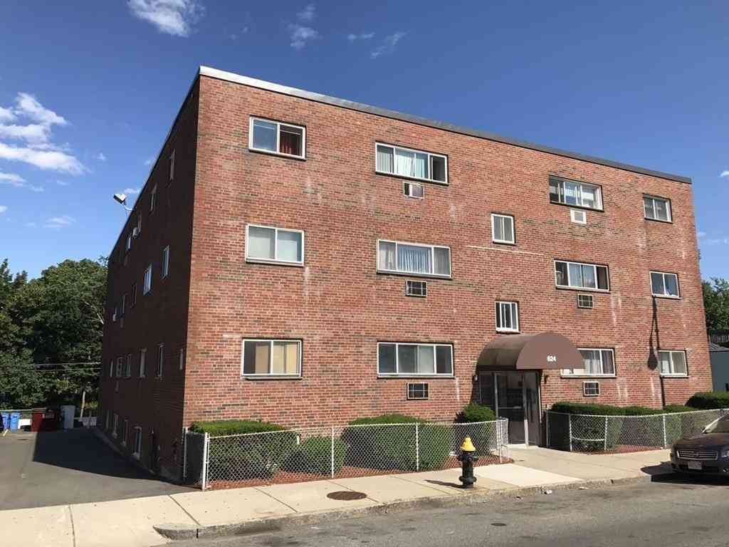 Condo For Rent - 624 Hyde Park Ave #B3<br/> Boston, MA 02131