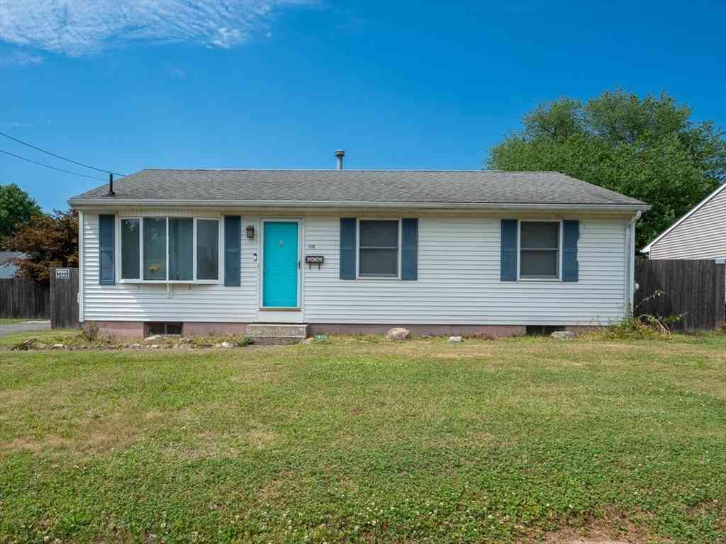 Homes For Sale - 1178 Sumner Ave<br/> Springfield, MA 01118