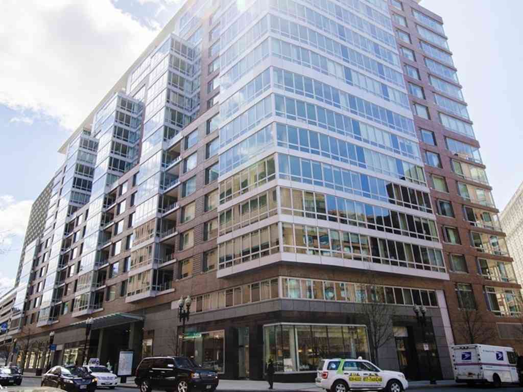Condo For Rent - 1 Charles St #701<br/> Boston, MA 02116