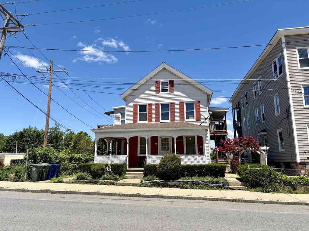 Homes For Sale - 62 Mechanic St.<br/> Leominster, MA 01453