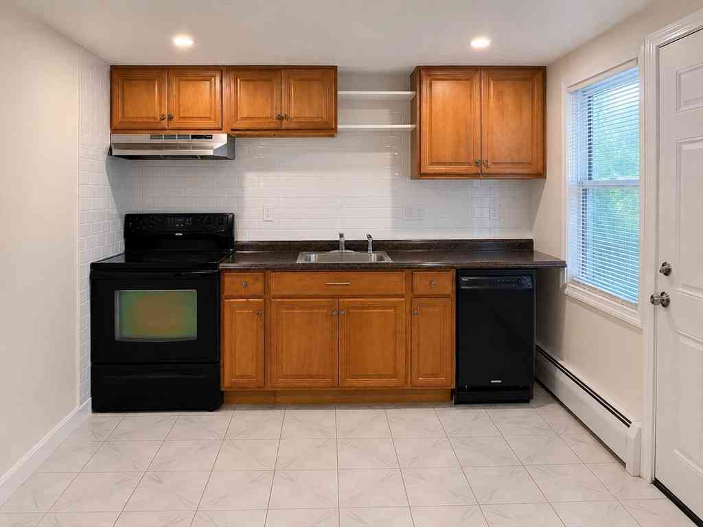 Apartment For Rent - 43 Witherbee Ave #F<br/> Revere, MA 02151