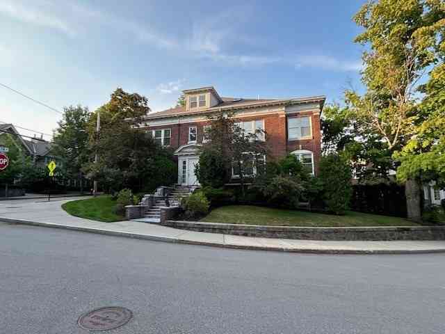 Condo For Rent - 44 Rawson #2<br/> Brookline, MA 02445