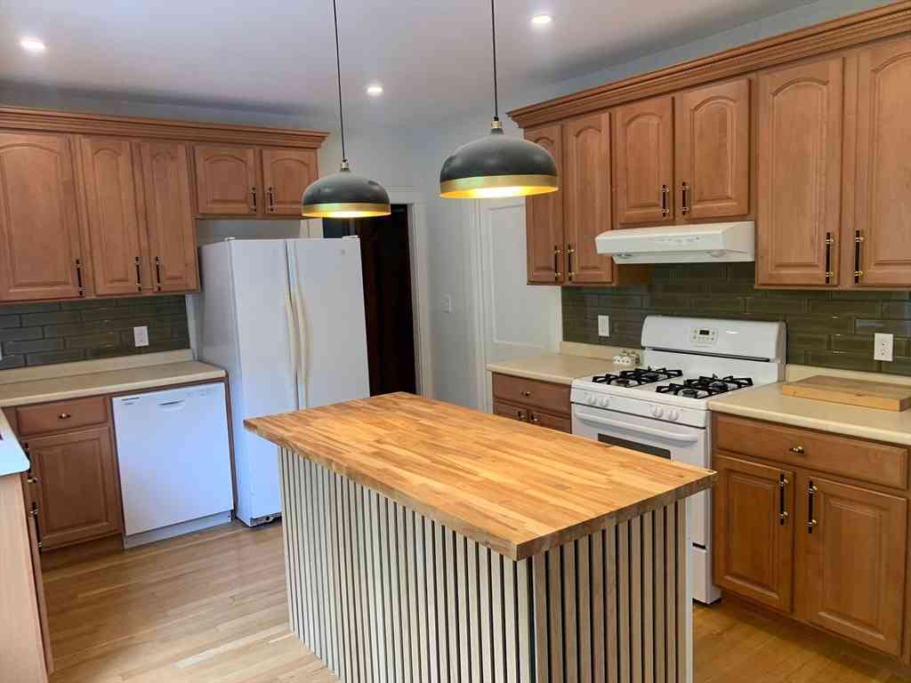 Apartment For Rent - 70 Harvest St #1<br/> Boston, MA 02125