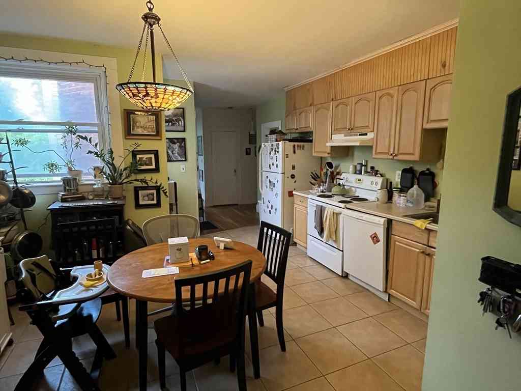 Condo For Rent - 33 St Paul Street #6<br/> Brookline, MA 02446
