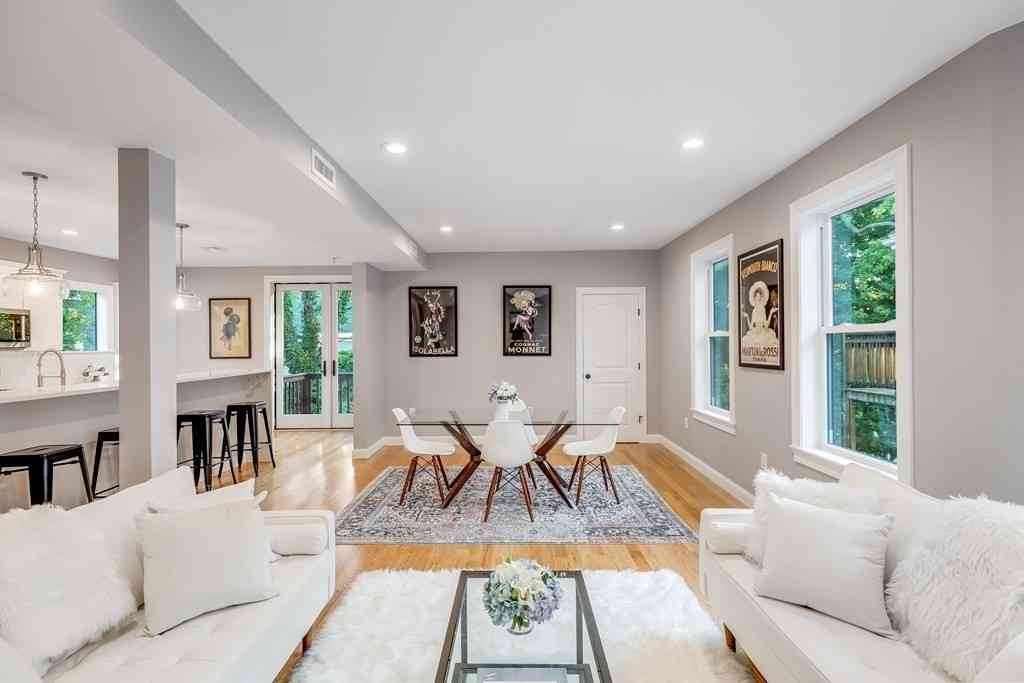 Condo For Rent - 6 Greenleaf Ave #2<br/> Medford, MA 02155
