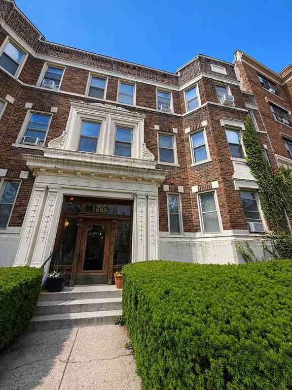 Condo For Rent - 1665 Commonwealth Ave #16<br/> Suffolk County, Boston, MA 02135