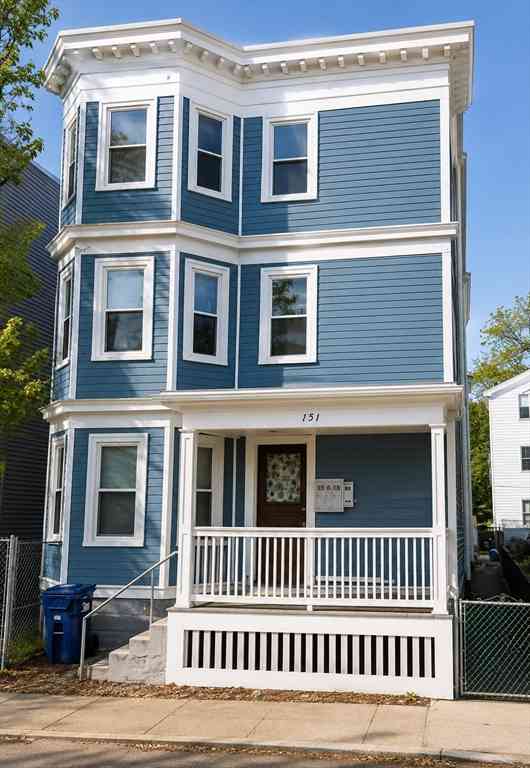 Apartment For Rent - 151 Boston Street #1<br/> Suffolk County, Boston, MA 02125