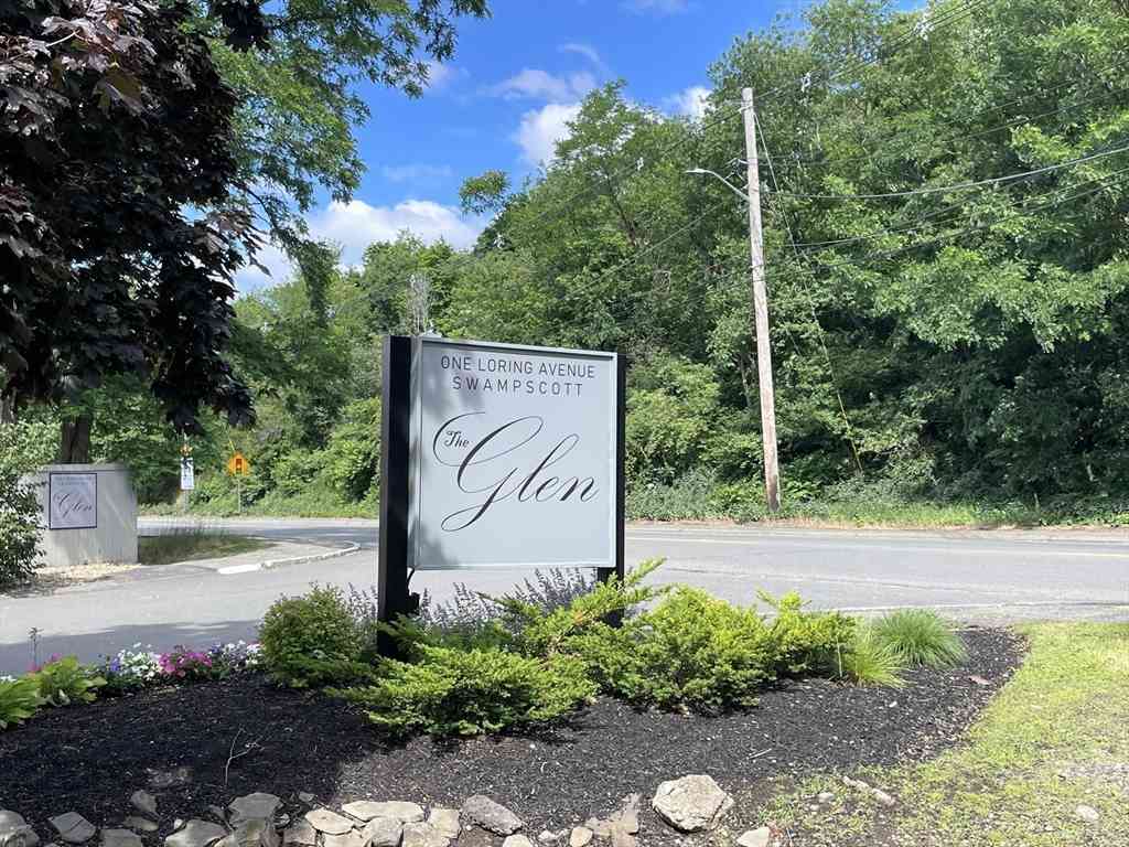 Condo For Sale - 1 Loring Ave #207<br/> Essex County, Swampscott, MA 01907