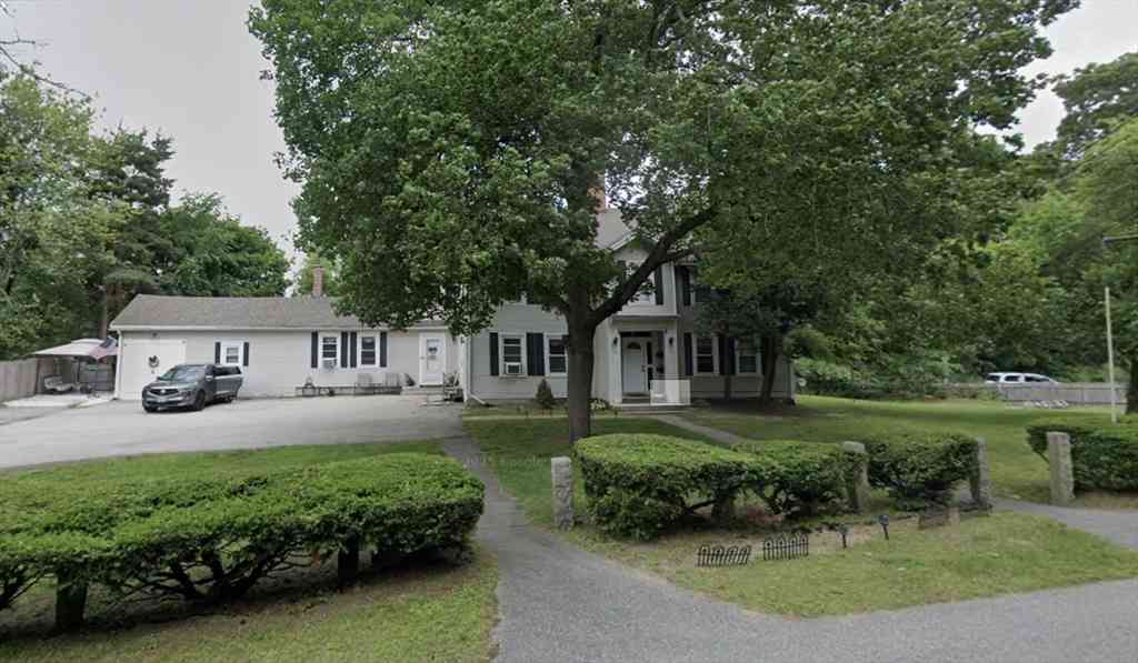 Apartment For Rent - 47-49 Dunstable Rd #2<br/> Chelmsford, MA 01863
