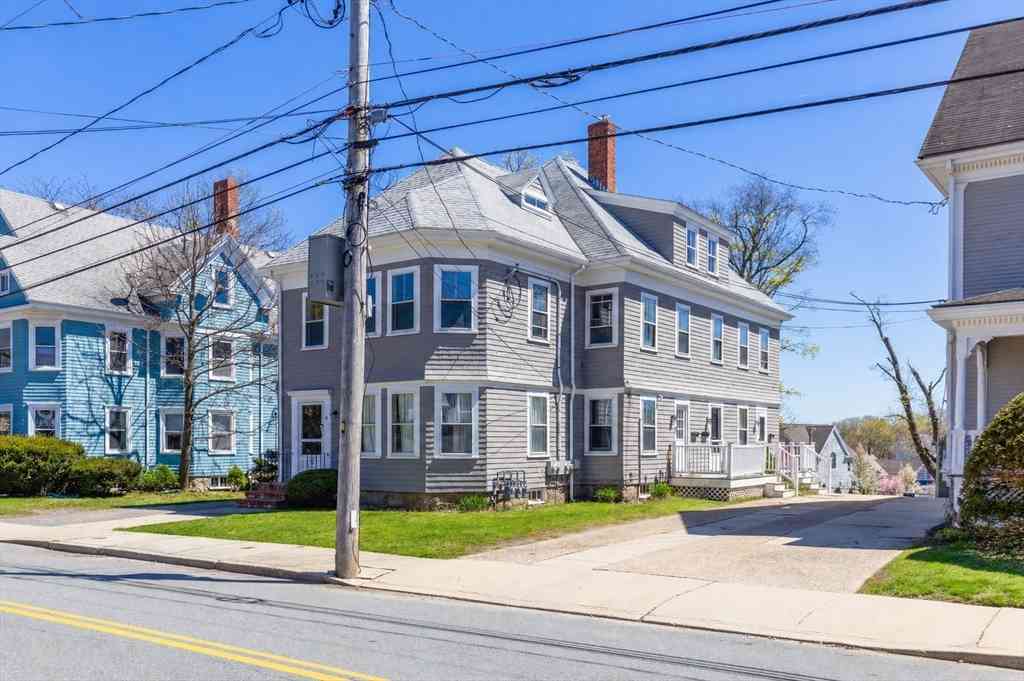 Homes For Sale - 5 Lothrop St<br/> Plymouth, MA 02360