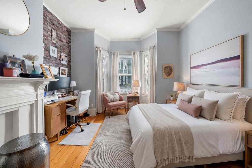 Condo For Rent - 245 W 5th #3<br/> Boston, MA 02127