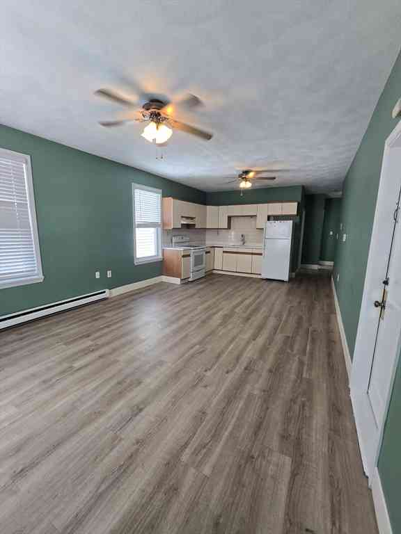 Apartment For Rent - 98 Margin Street #2L<br/> Essex County, Salem, MA 01970