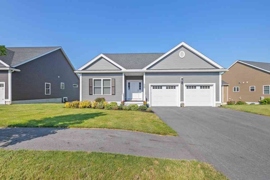 Homes For Rent - 98 Front Nine Dr #98<br/> Essex County, Haverhill, MA 01832