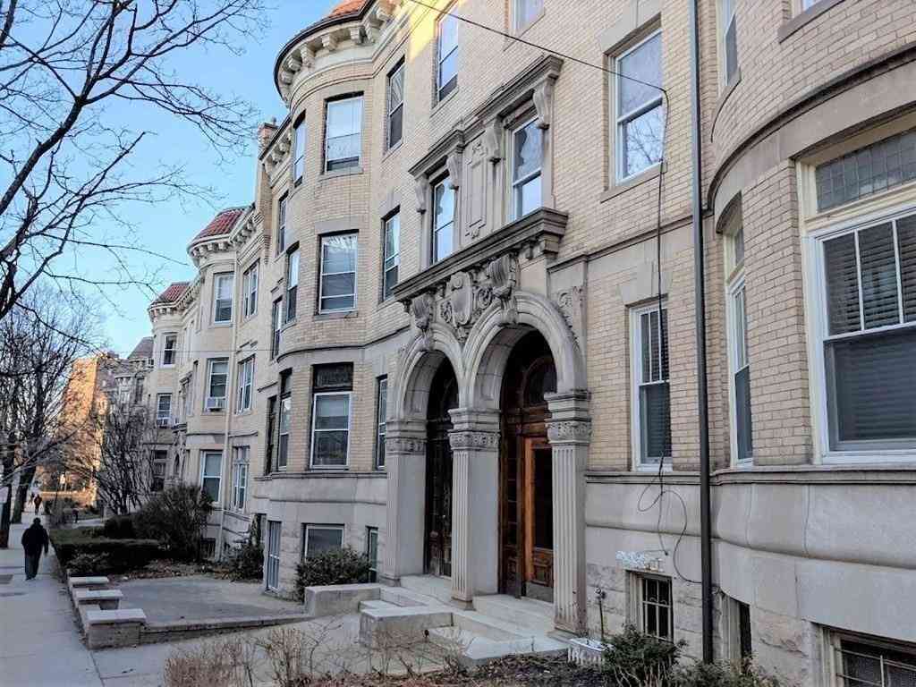 Apartment For Rent - 198 Saint Paul #4<br/> Brookline, MA 02446