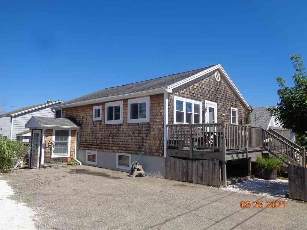 Homes For Sale - 5 51st Street<br/> Essex County, Newburyport, MA 01950