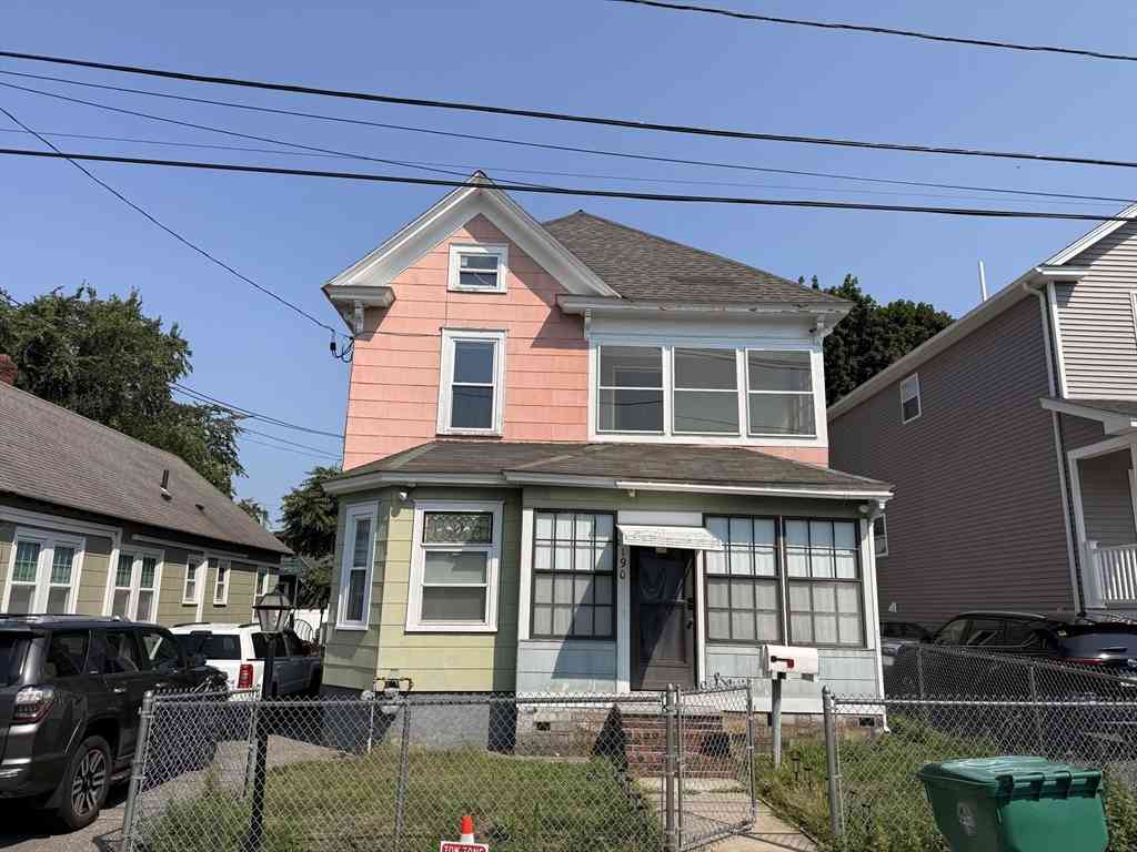 Apartment For Rent - 190 Ennell #2<br/> Lowell, MA 01850