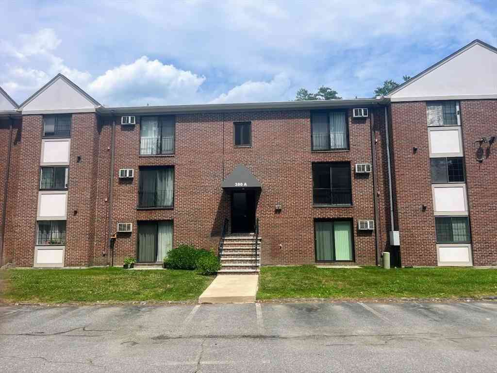 Condo For Sale - 380 Great Road #A204<br/> Acton, MA 01720
