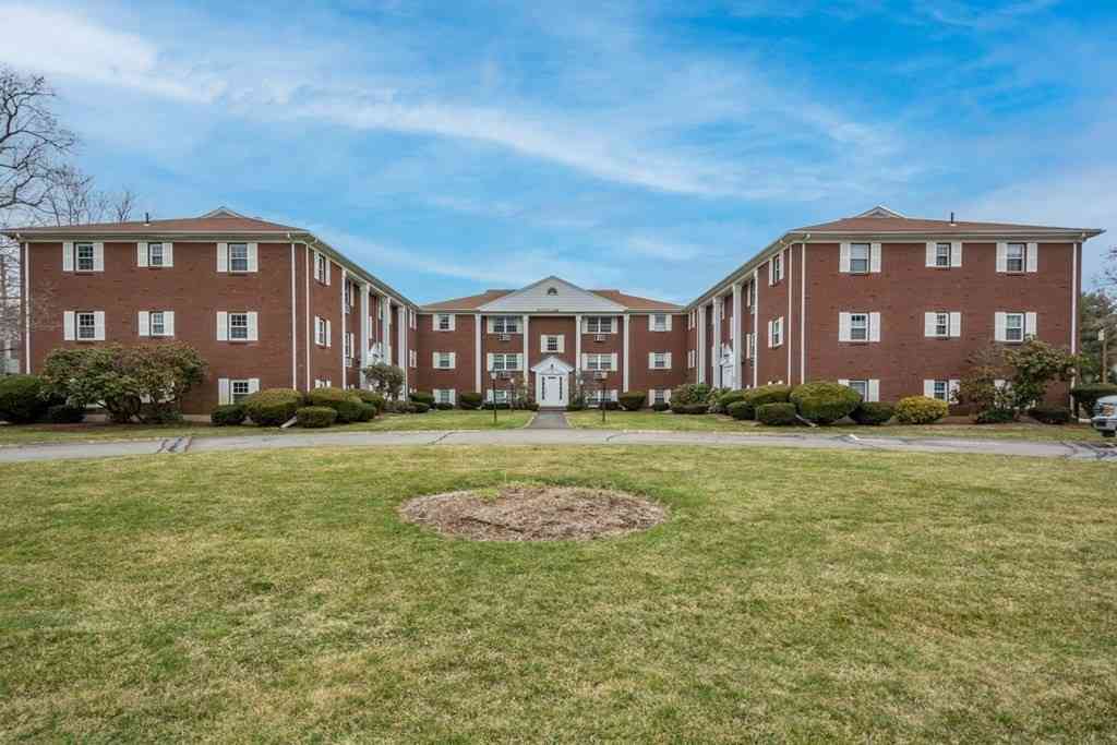 Condo For Rent - 2 Drummer Rd. #5 D<br/> Acton, MA 01720