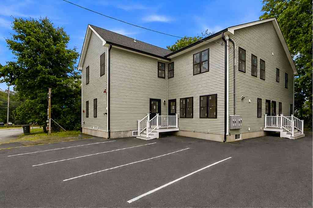 Homes For Rent - 4 Mayhew St #C-FRONT<br/> Framingham, MA 01702