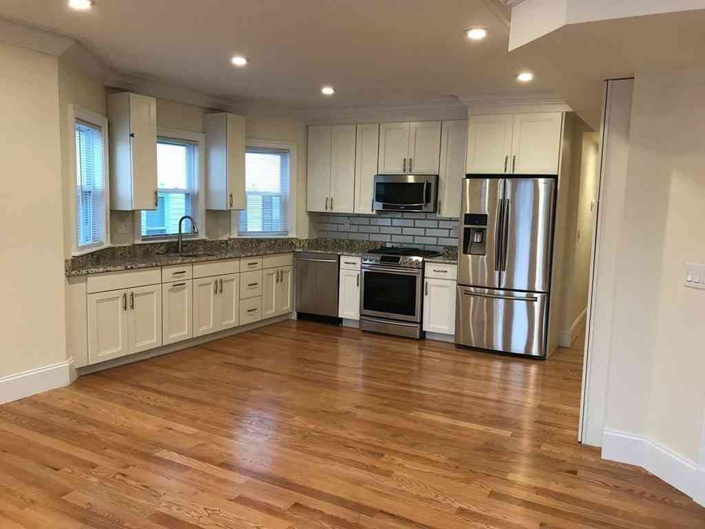 Condo For Rent - 65 Newton #2<br/> Somerville, MA 02143