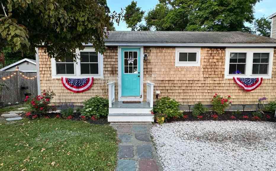 Homes For Rent - 7 Chilton Ave #1<br/> Kingston, MA 02364