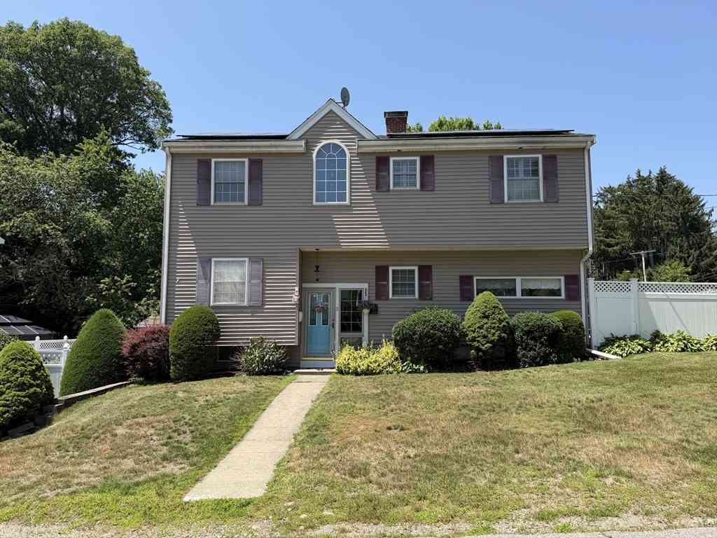 Homes For Sale - 3 Walnut Knolls<br/> Canton, MA 02021