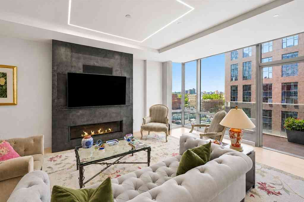 Condo For Sale - 32 Traveler St #701<br/> Boston, MA 02118