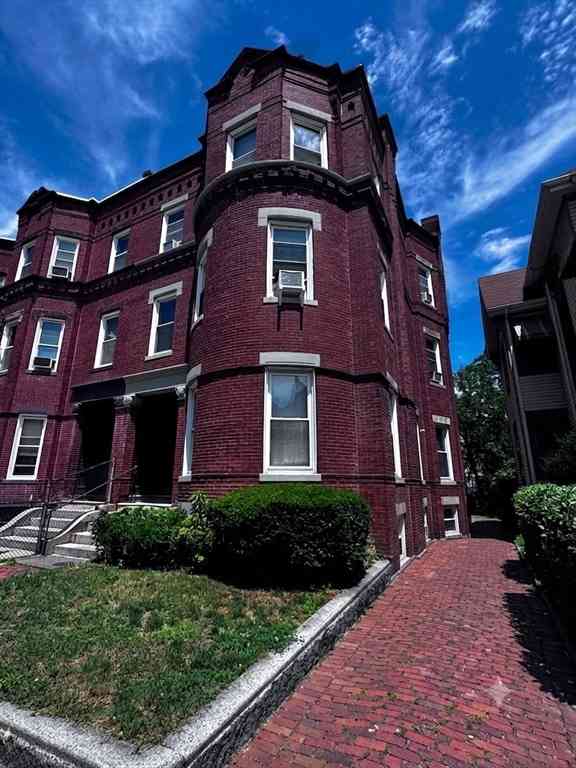 Condo For Sale - 38 Moreland St #1<br/> Boston, MA 02119