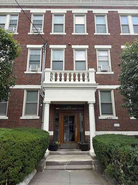 Condo For Sale - 32 Ransom Rd #11<br/> Boston, MA 02135
