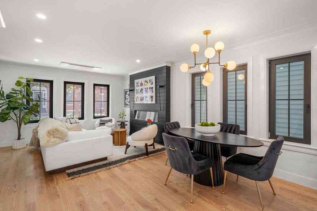 Homes For Sale - 181 I Street<br/> Boston, MA 02127