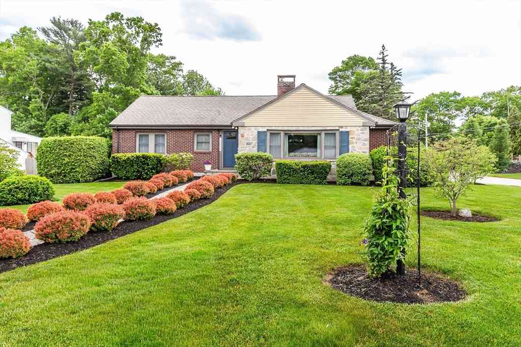 Homes For Sale - 31 Harlan Dr<br/> Brockton, MA 02301