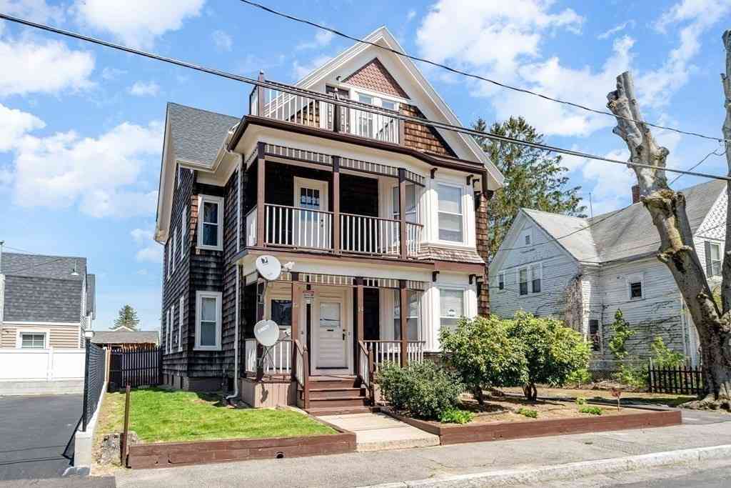 Homes For Sale - 12 Third St<br/> Brockton, MA 02301