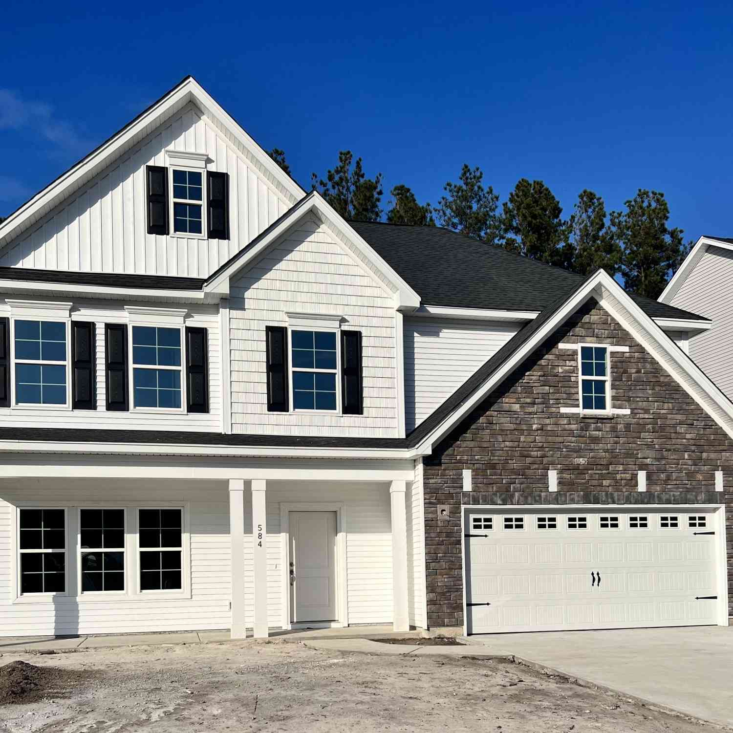 Homes For Sale - 584 Dunswell Drive<br/> Summerville, SC 29486