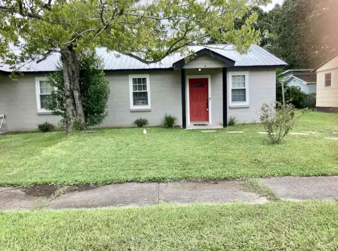 Homes For Sale - 5070 Rockingham Street<br/> North Charleston, SC 29406