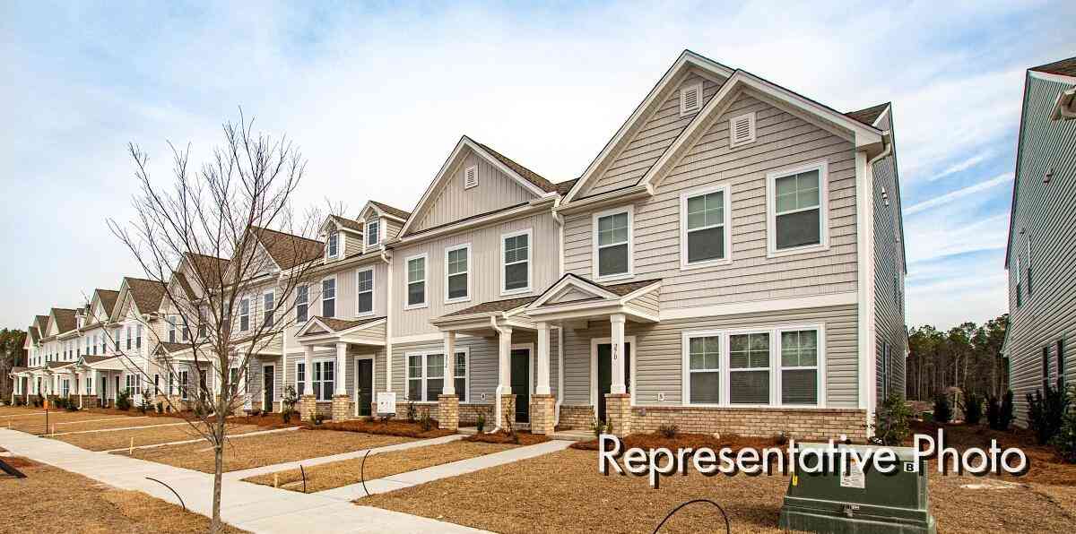 Townhouse For Sale - 316 Surfbird Road #393<br/> Summerville, SC 29486