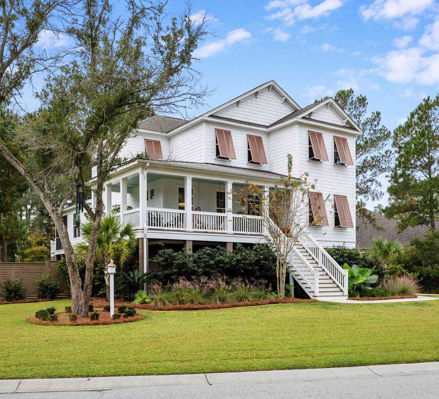 Homes For Sale - 473 Woodspring Road<br/> Mount Pleasant, SC 29466