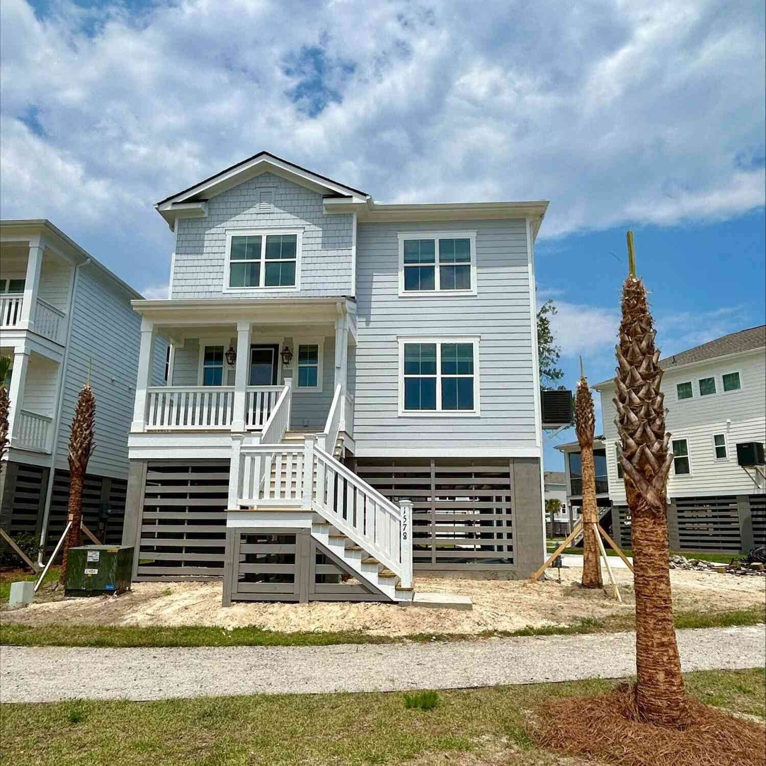 Homes For Sale - 1578 North Lakeshore Drive #1004<br/> Mount Pleasant, SC 29466