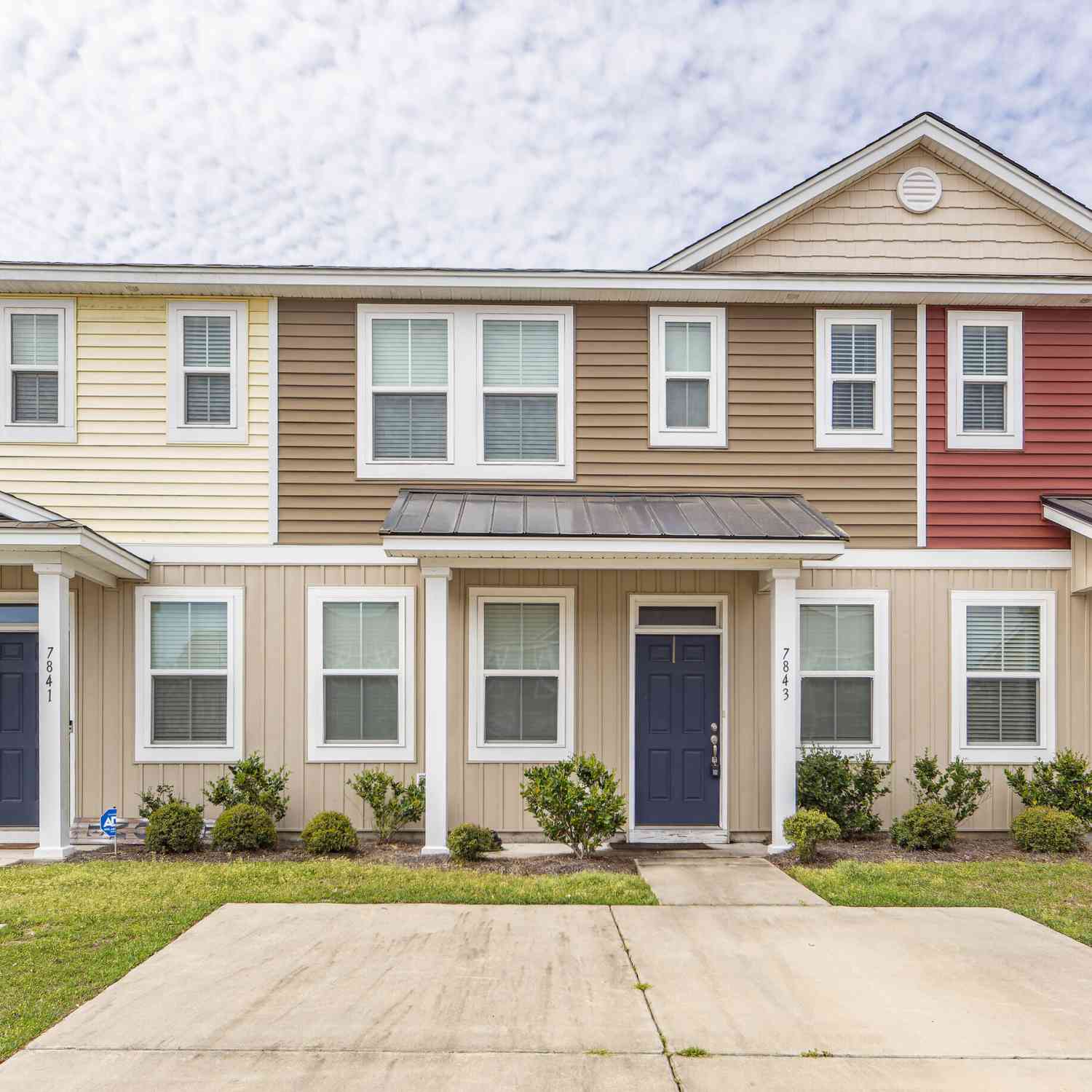 Townhouse For Sale - 7843 Montview Road<br/> Charleston County, North Charleston, SC 29418
