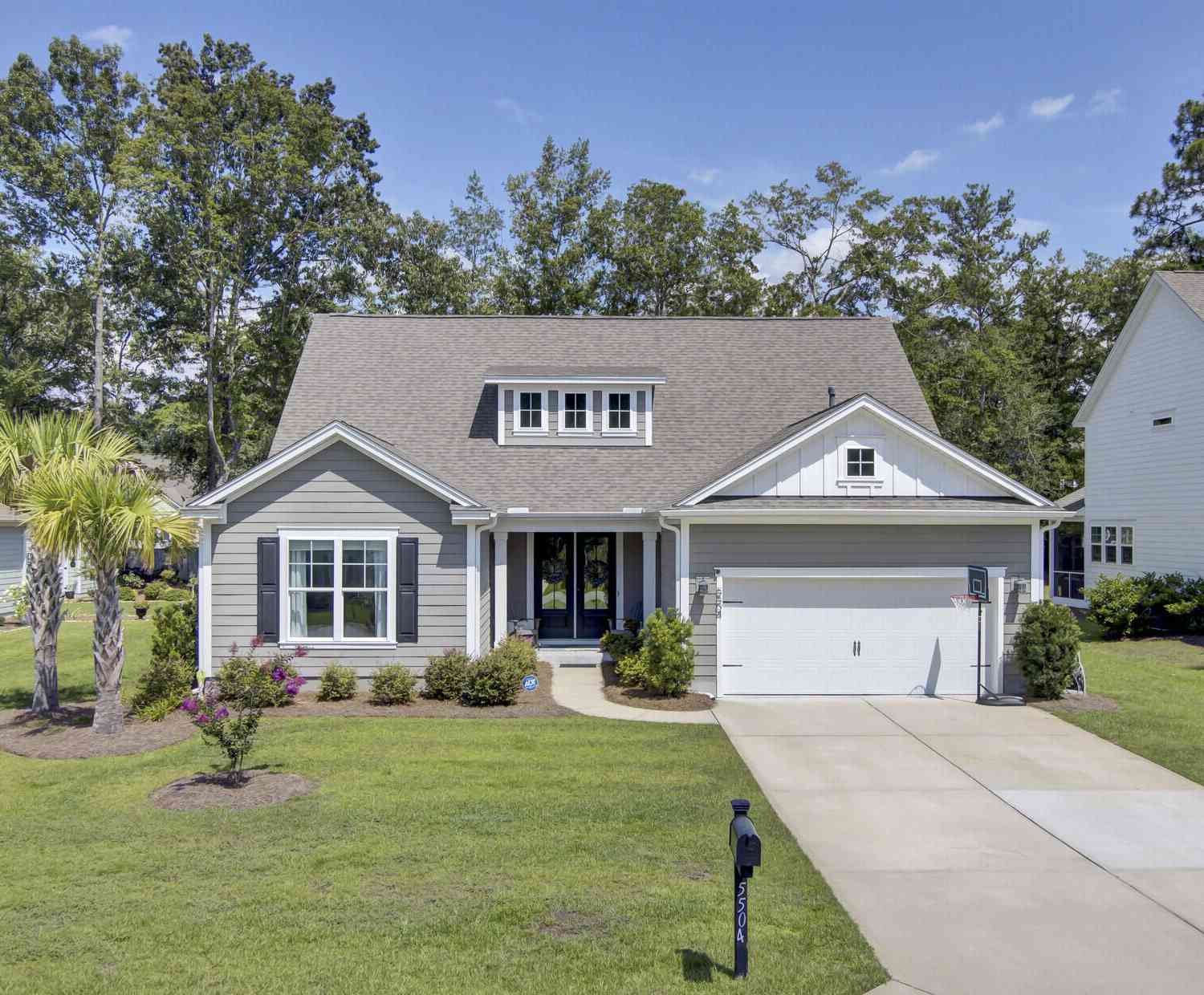 Homes For Sale - 5504 Alpine Drive<br/> Summerville, SC 29483