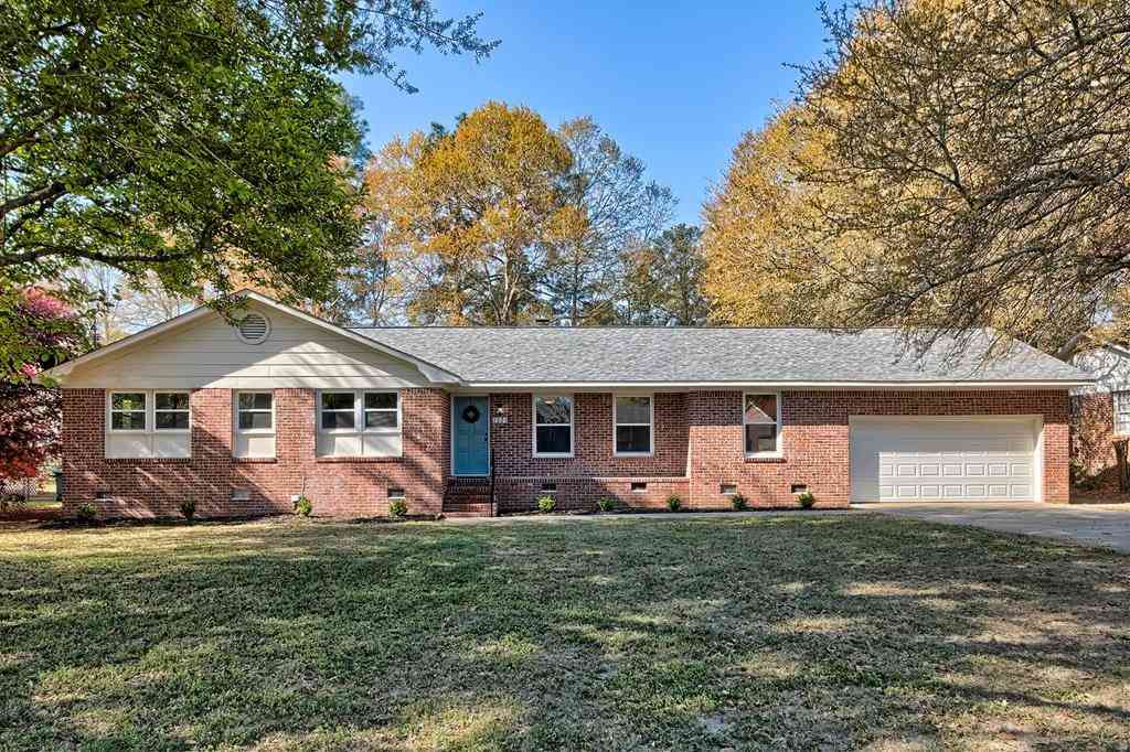 Homes For Sale - 1571 Green Valley Street<br/> Orangeburg, SC 29115