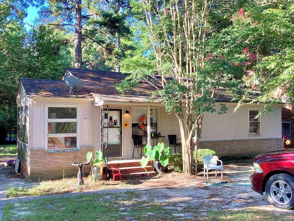 Homes For Sale - 610 Azalea Street<br/> Orangeburg, SC 29115