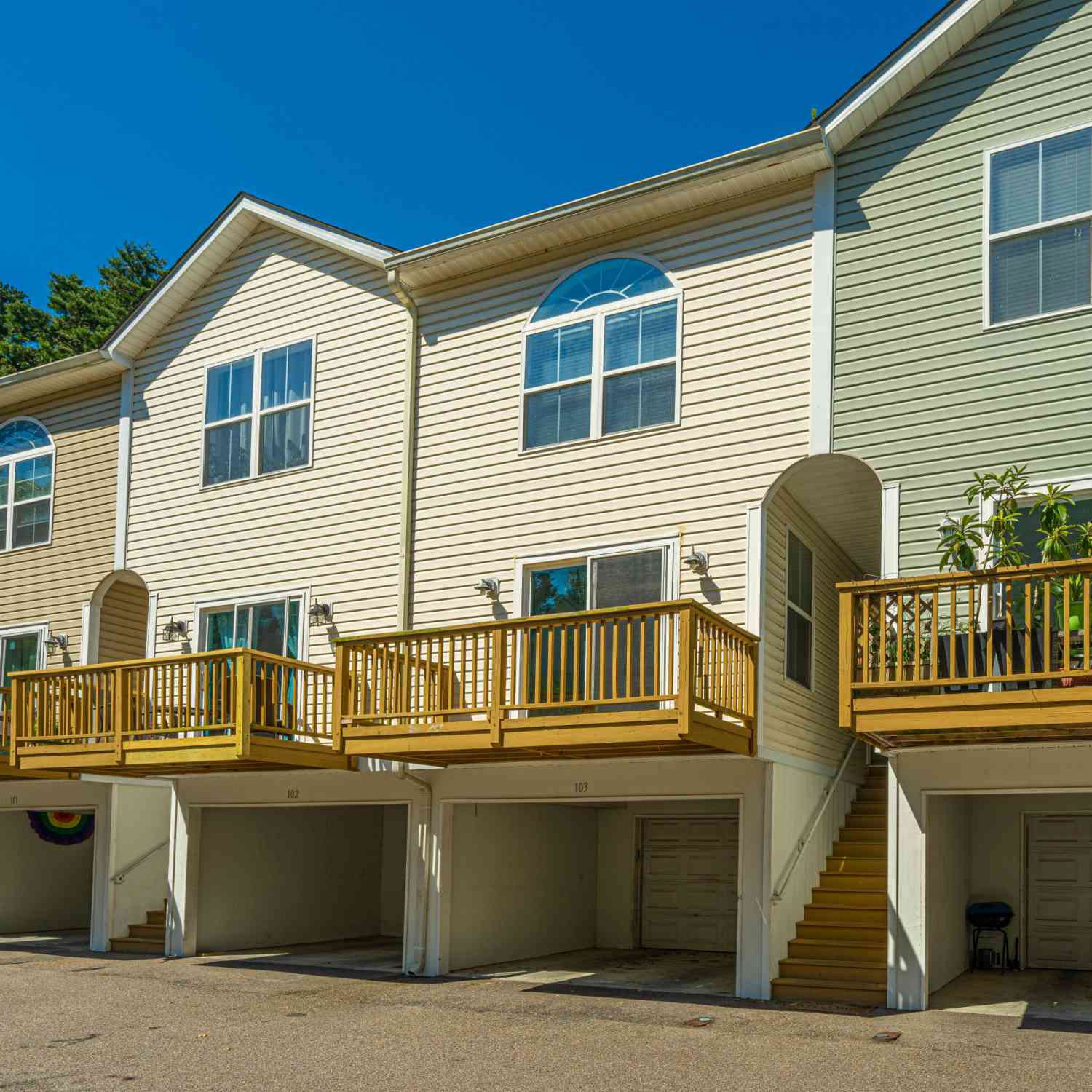 Condo For Sale - 1829 Dogwood Road #103<br/> Charleston, SC 29414