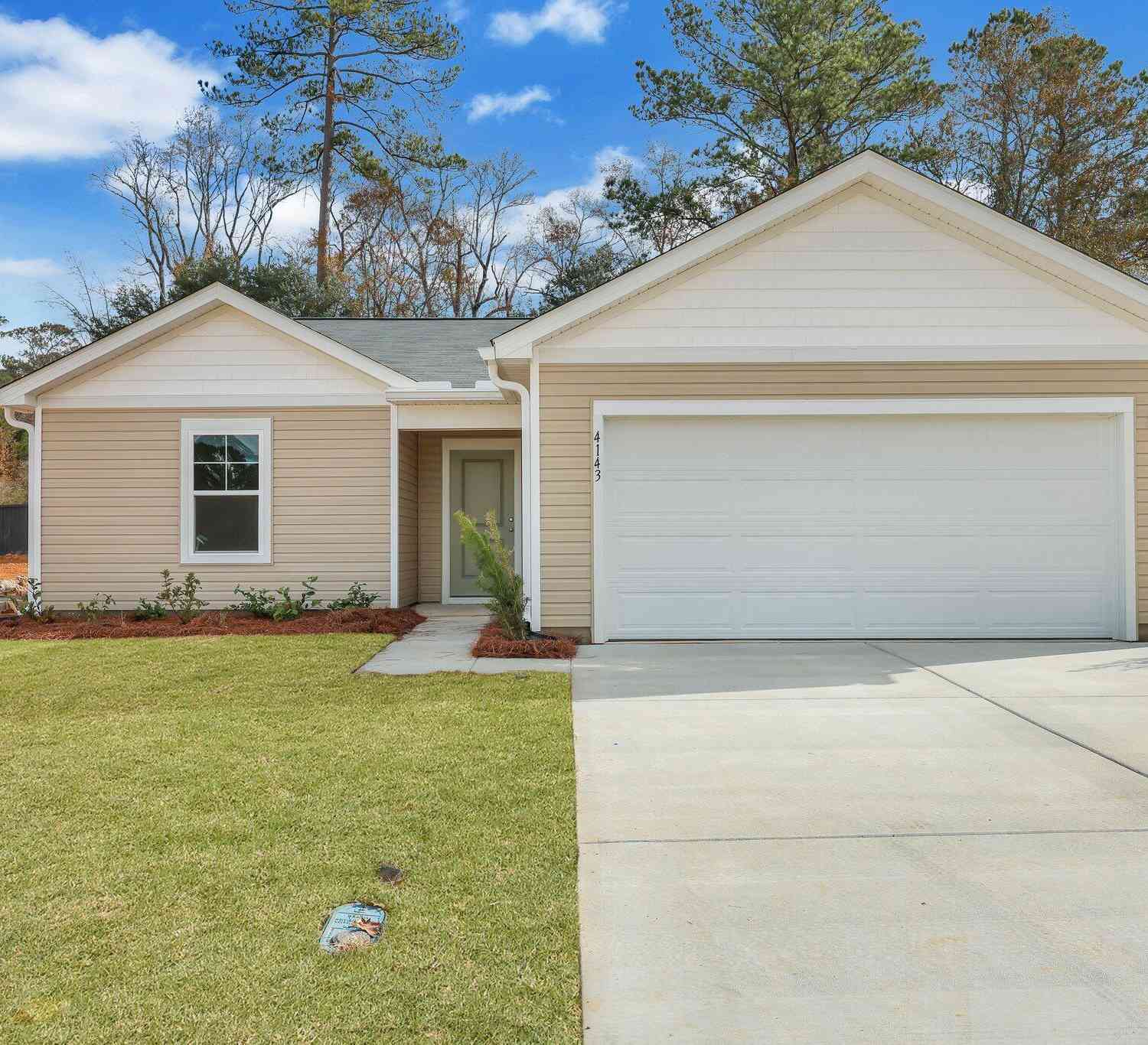 Homes For Sale - 5011 Scow Court<br/> Summerville, SC 29485