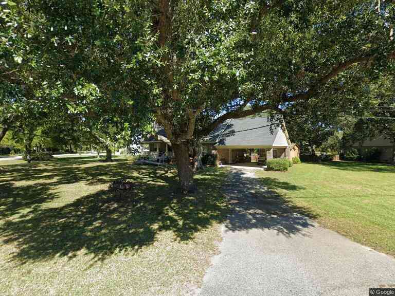 Homes For Sale - 1040 W W Oceanview Road<br/> Charleston, SC 29412