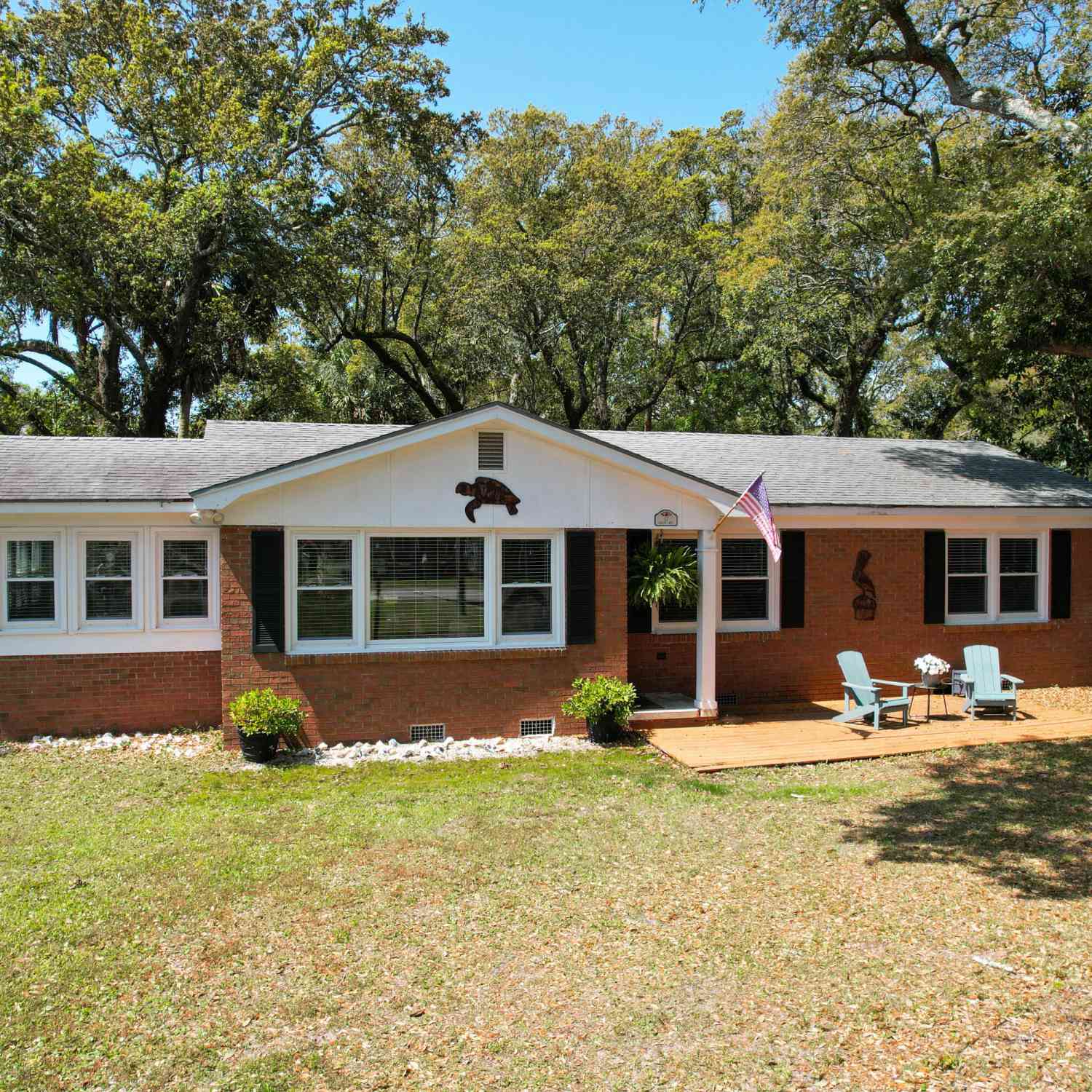 Homes For Sale - 17 24th Avenue<br/> Charleston County, Isle of Palms, SC 29451