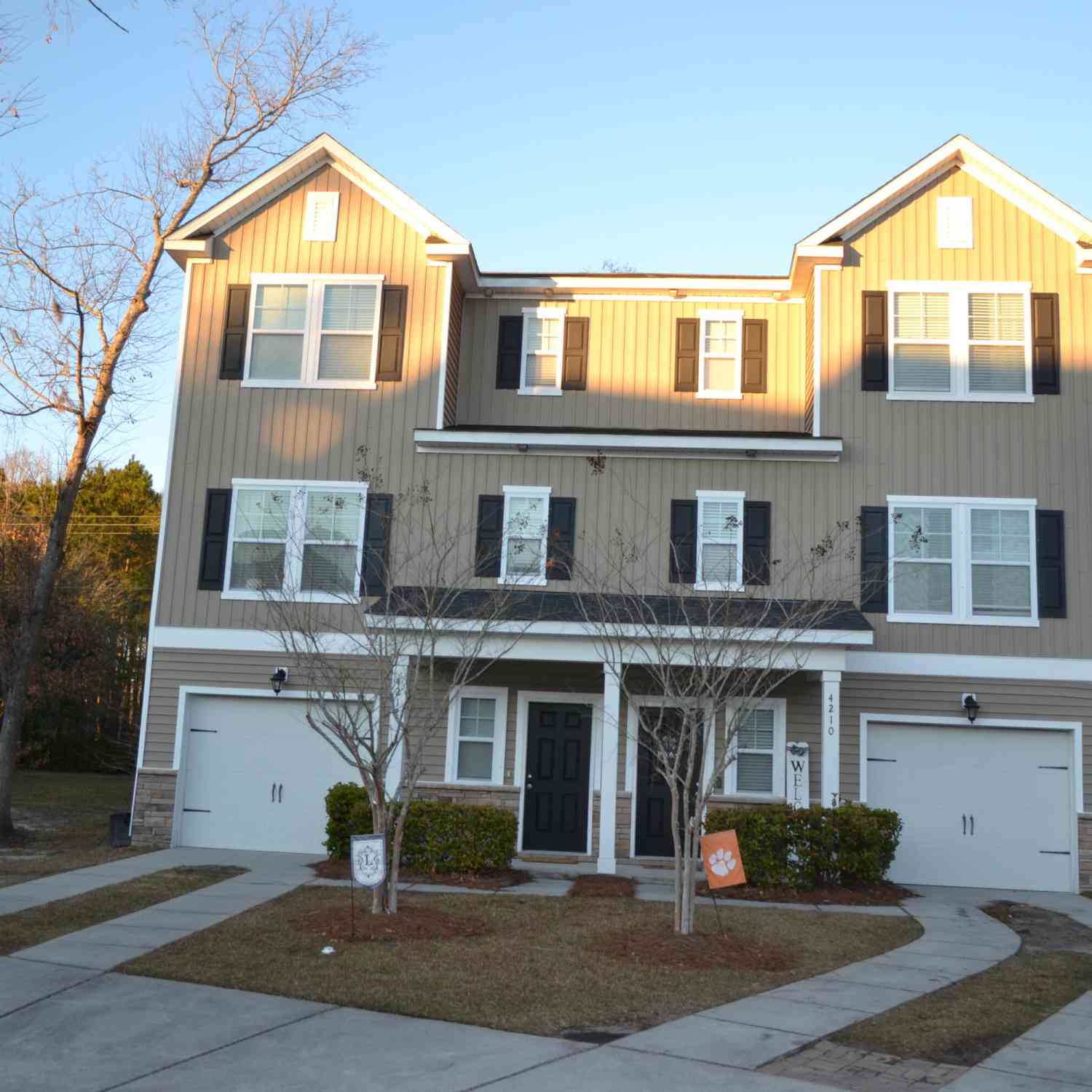 Townhouse For Sale - 4210 Scharite Street<br/> Charleston, SC 29414