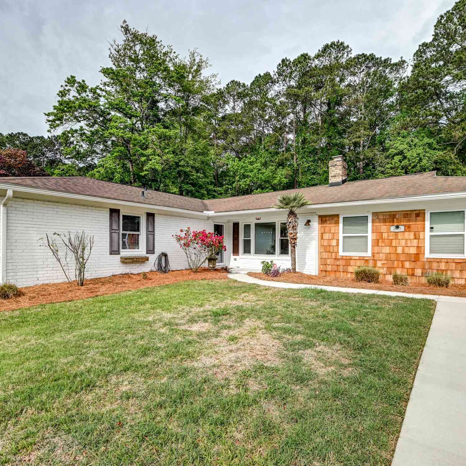 Homes For Sale - 203 Red Fox Run<br/> Summerville, SC 29485