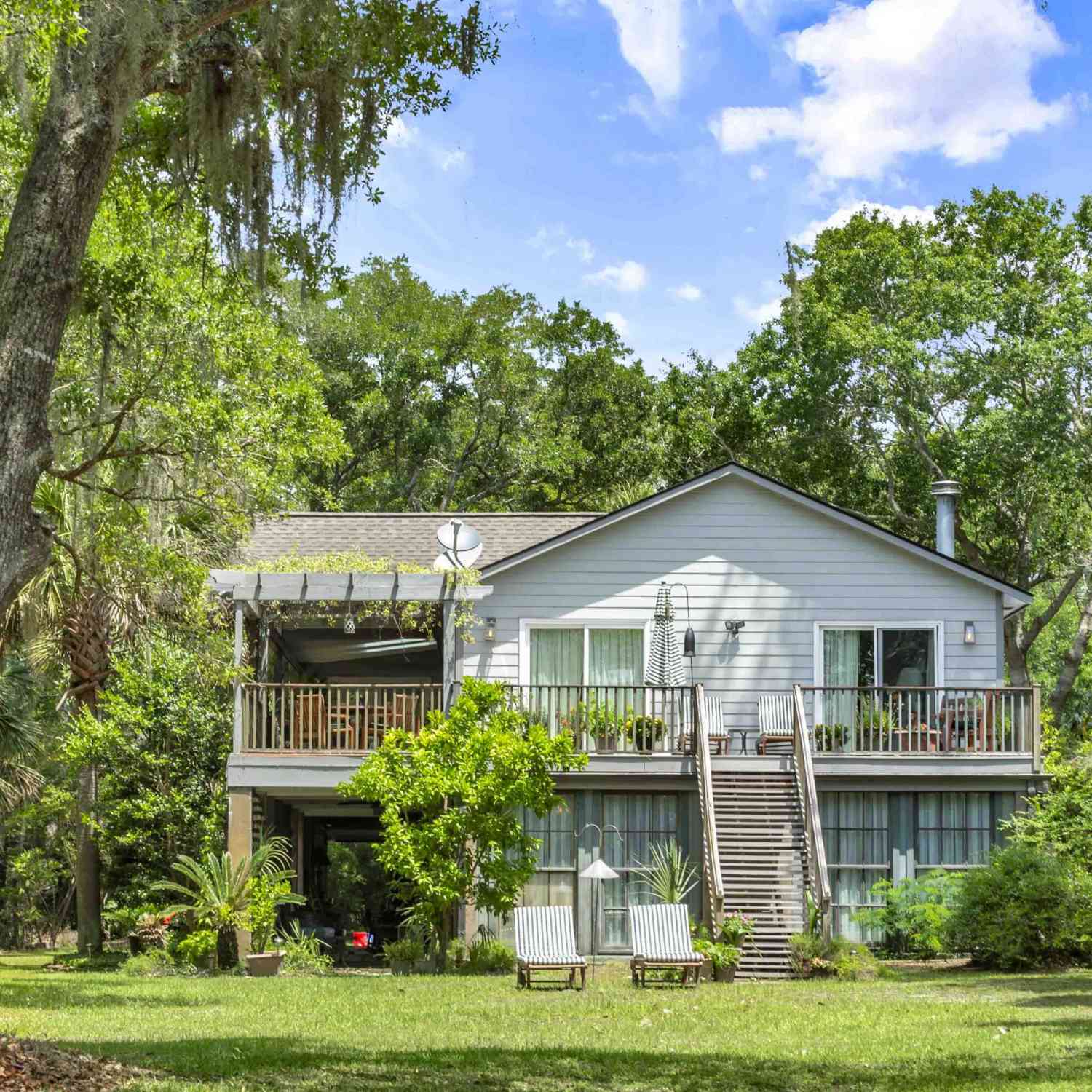 Homes For Sale - 3627 Holmes Drive<br/> Johns Island, SC 29455