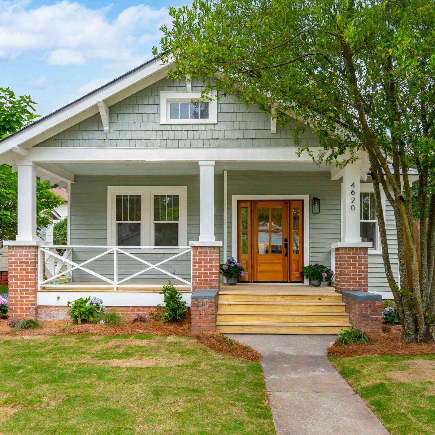 Homes For Sale - 4620 O'hear Avenue<br/> North Charleston, SC 29405